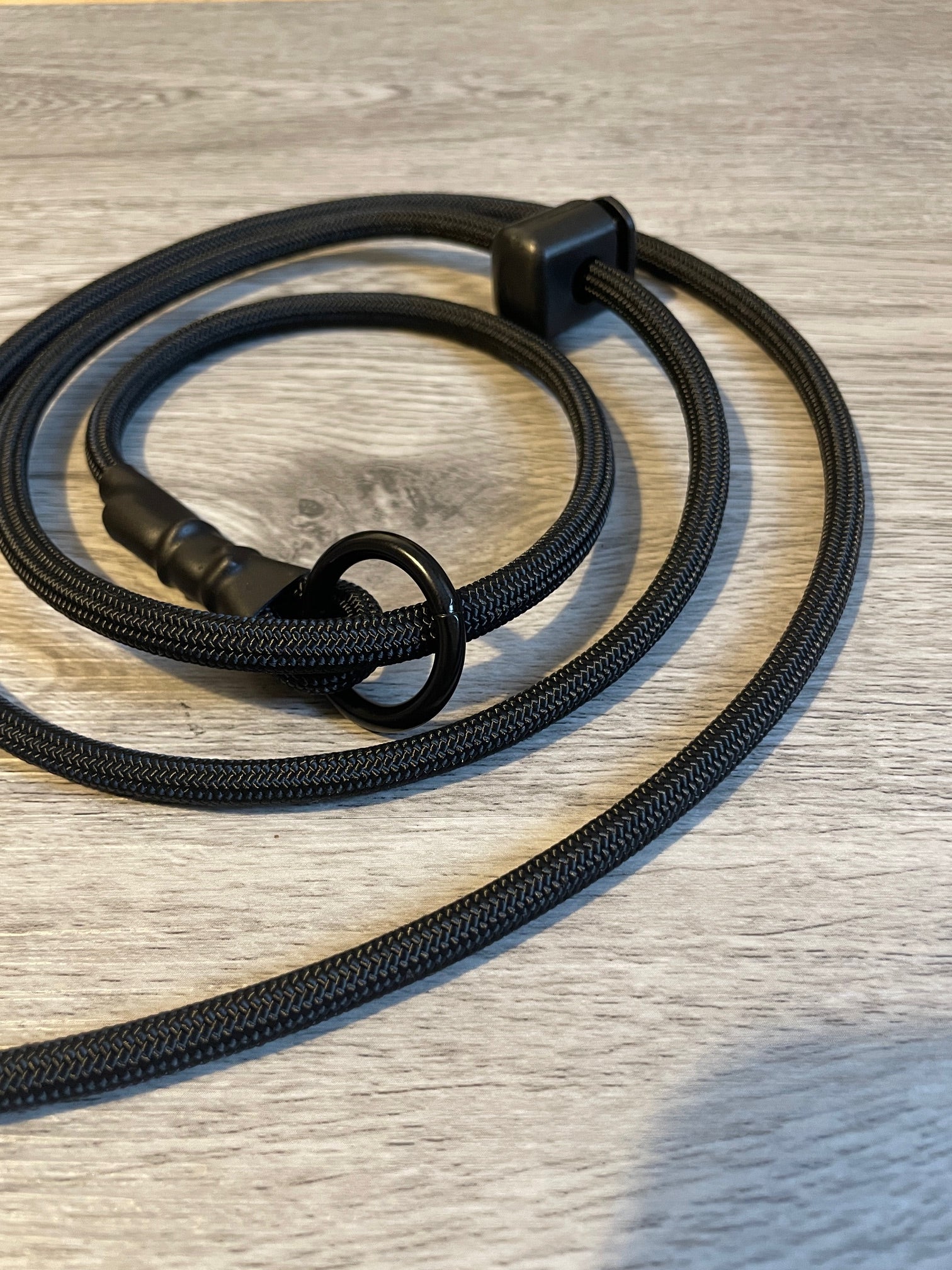 knotted handle slip lead